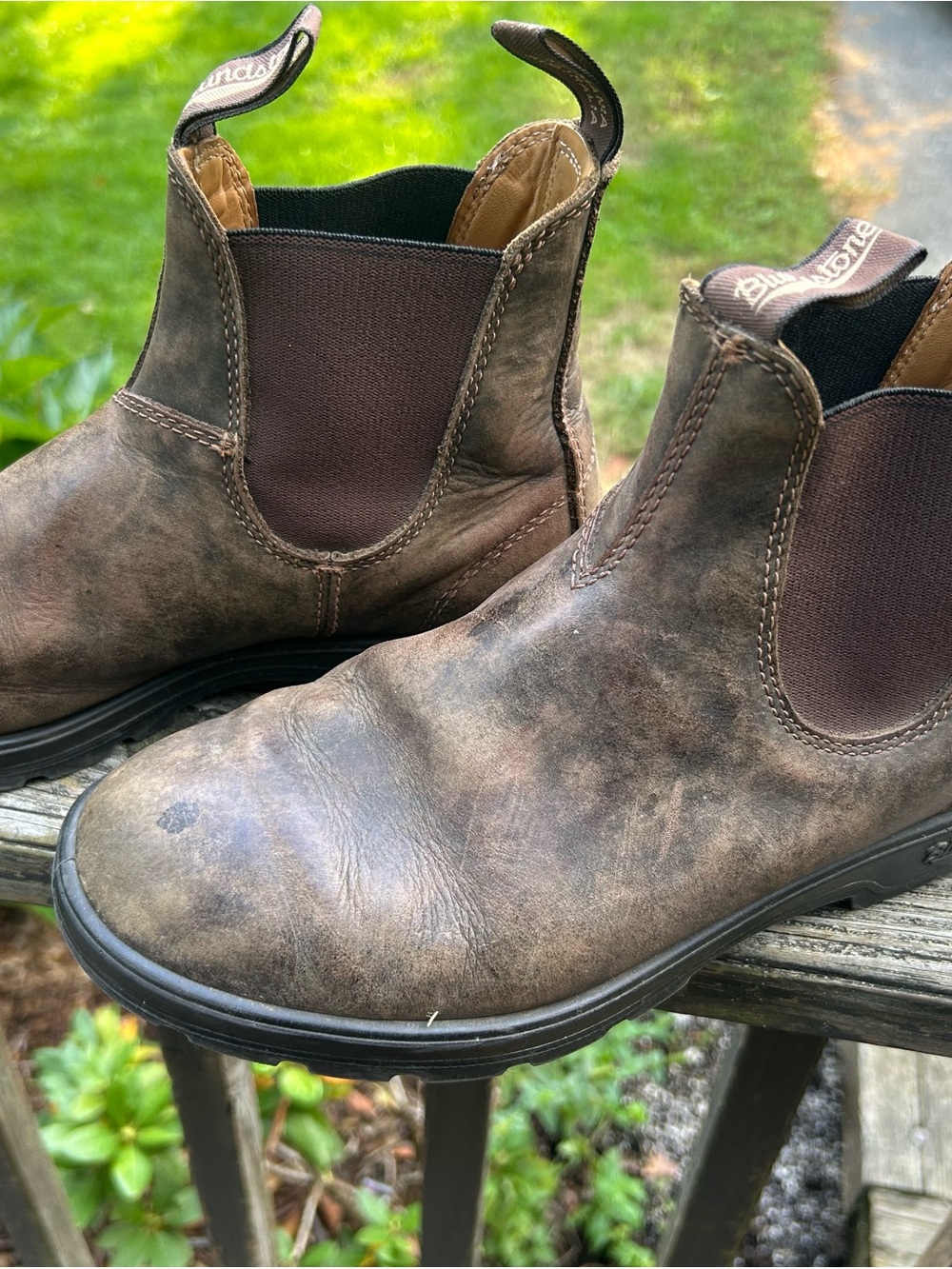 Blundstone brown leather Chelsea boots size 7